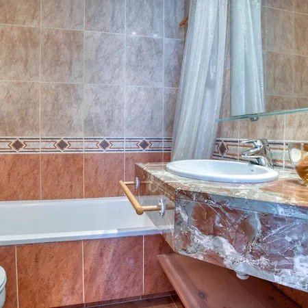 Vila Placa De La Sardana Casa Acollidora Per 8 Persones A 5 Minuts De La Platja Gran I Del Centre De Platja d'Aro