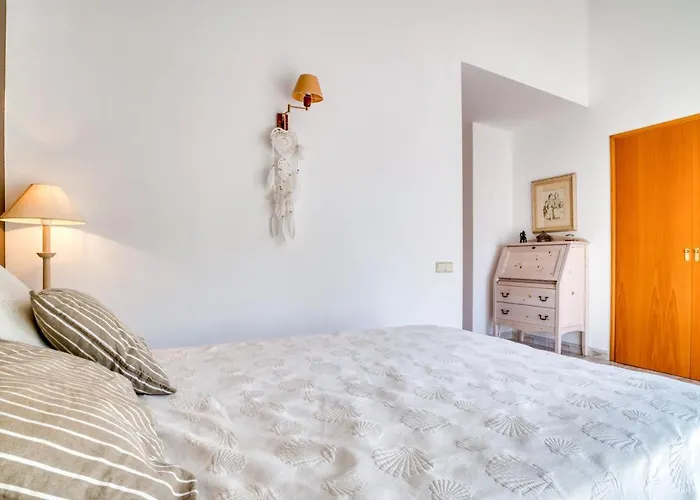 Placa De La Sardana Casa Acollidora Per 8 Persones A 5 Minuts De La Platja Gran I Del Centre De 普拉加德阿罗