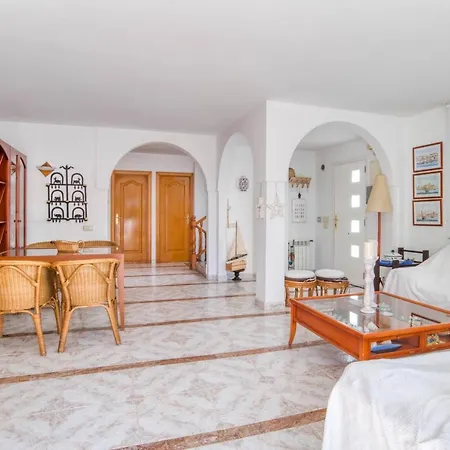 וילה Placa De La Sardana Casa Acollidora Per 8 Persones A 5 Minuts De La Platja Gran I Del Centre De *