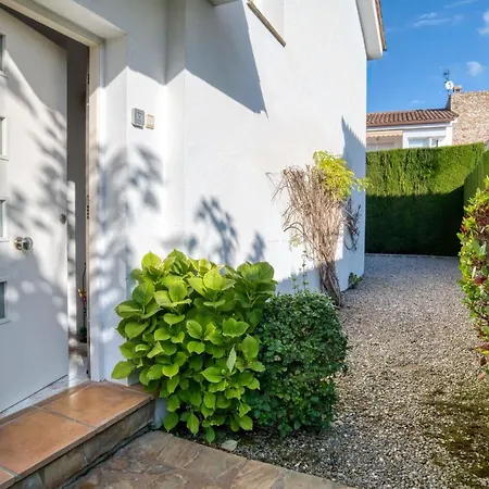 빌라 Placa De La Sardana Casa Acollidora Per 8 Persones A 5 Minuts De La Platja Gran I Del Centre De 플라티야 다로